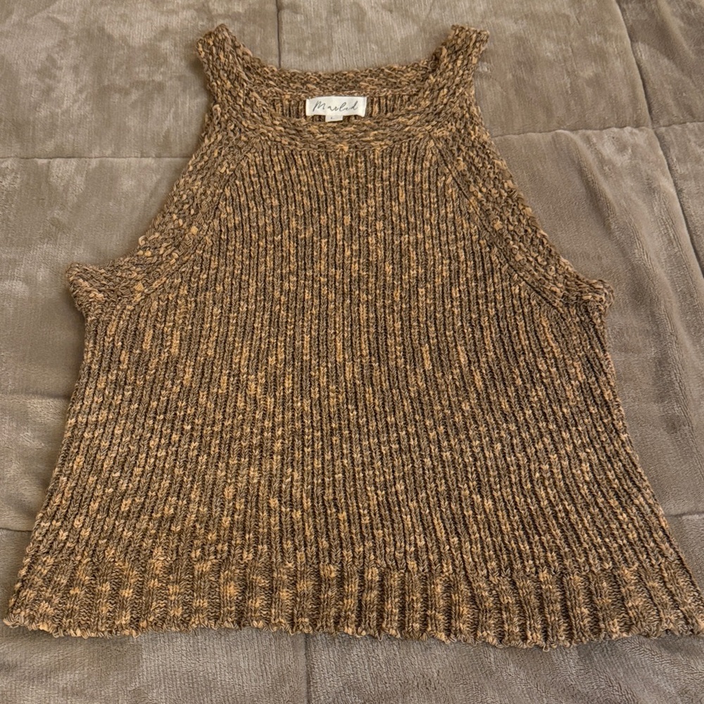 Marled Textured Knit Tank Top in Brown